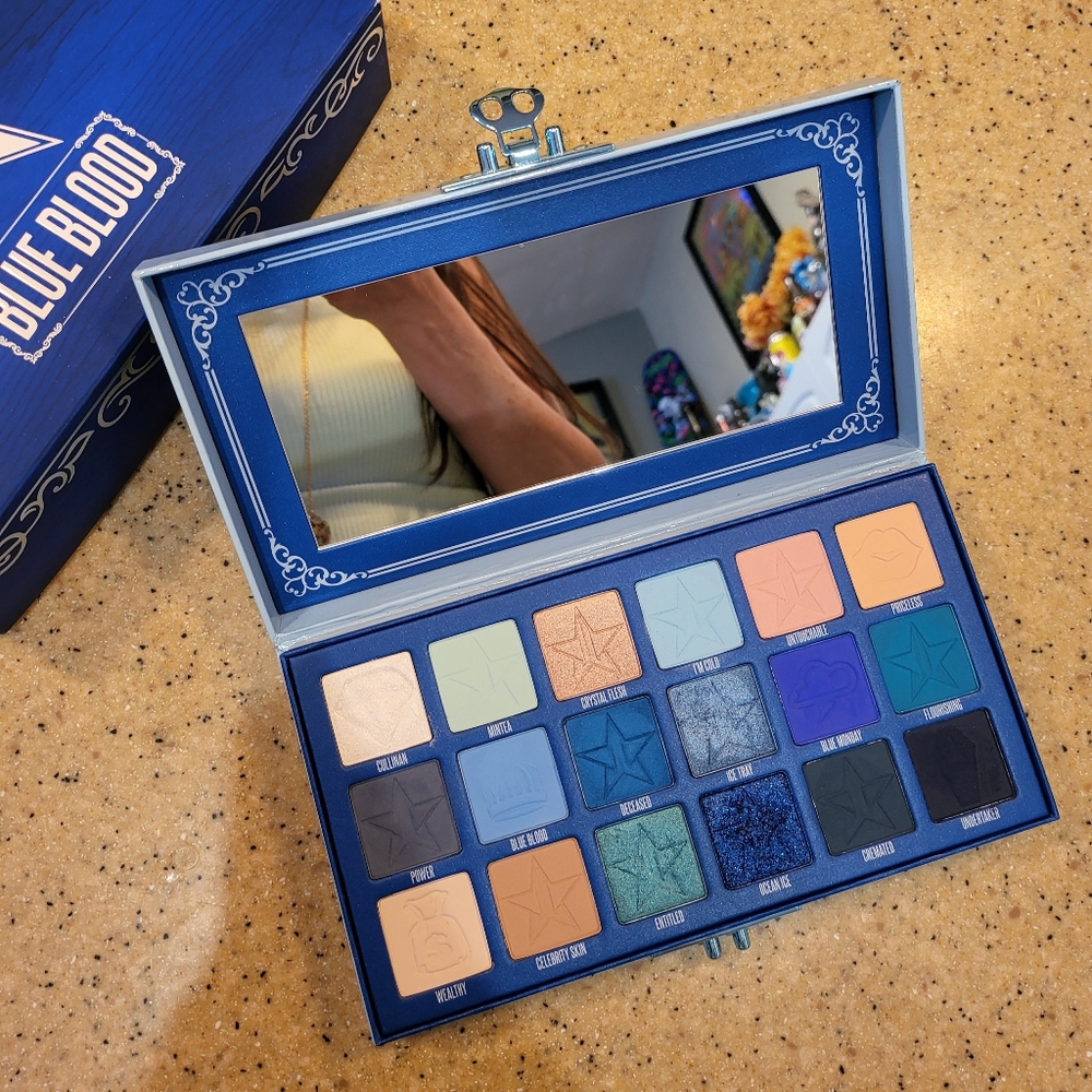 Jeffree Star Blue Blood Eyeshadow Palette